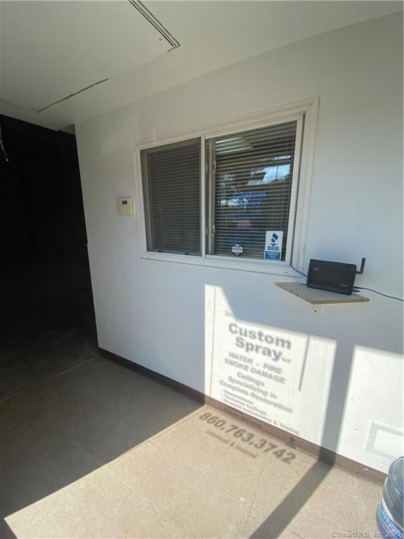 9 Moody Rd, Enfield, CT 06082
